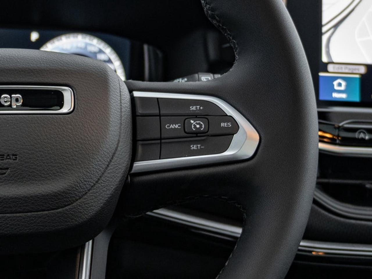 2026 Jeep Compass NORTH Photo