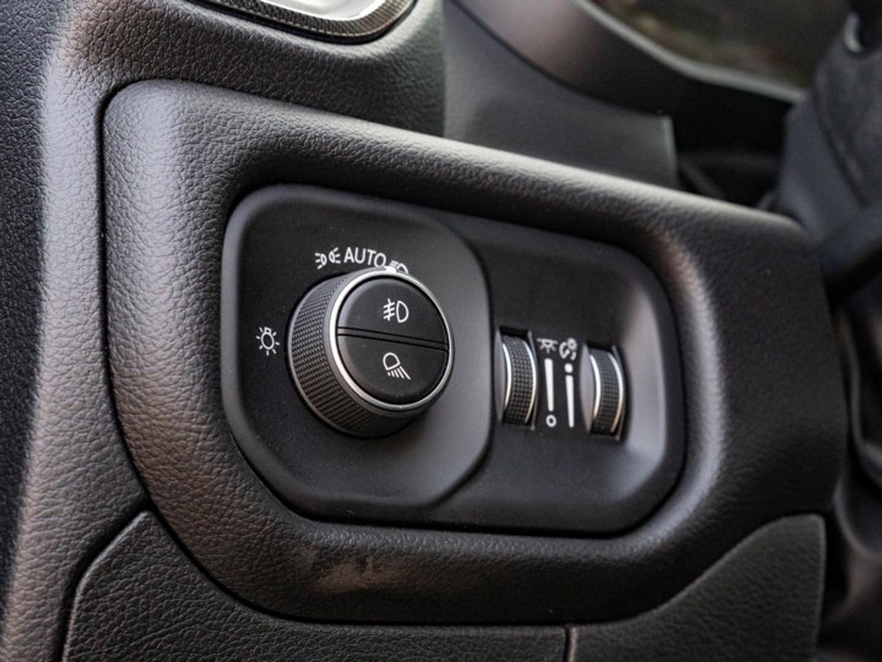 2026 RAM 1500 SPORT Photo