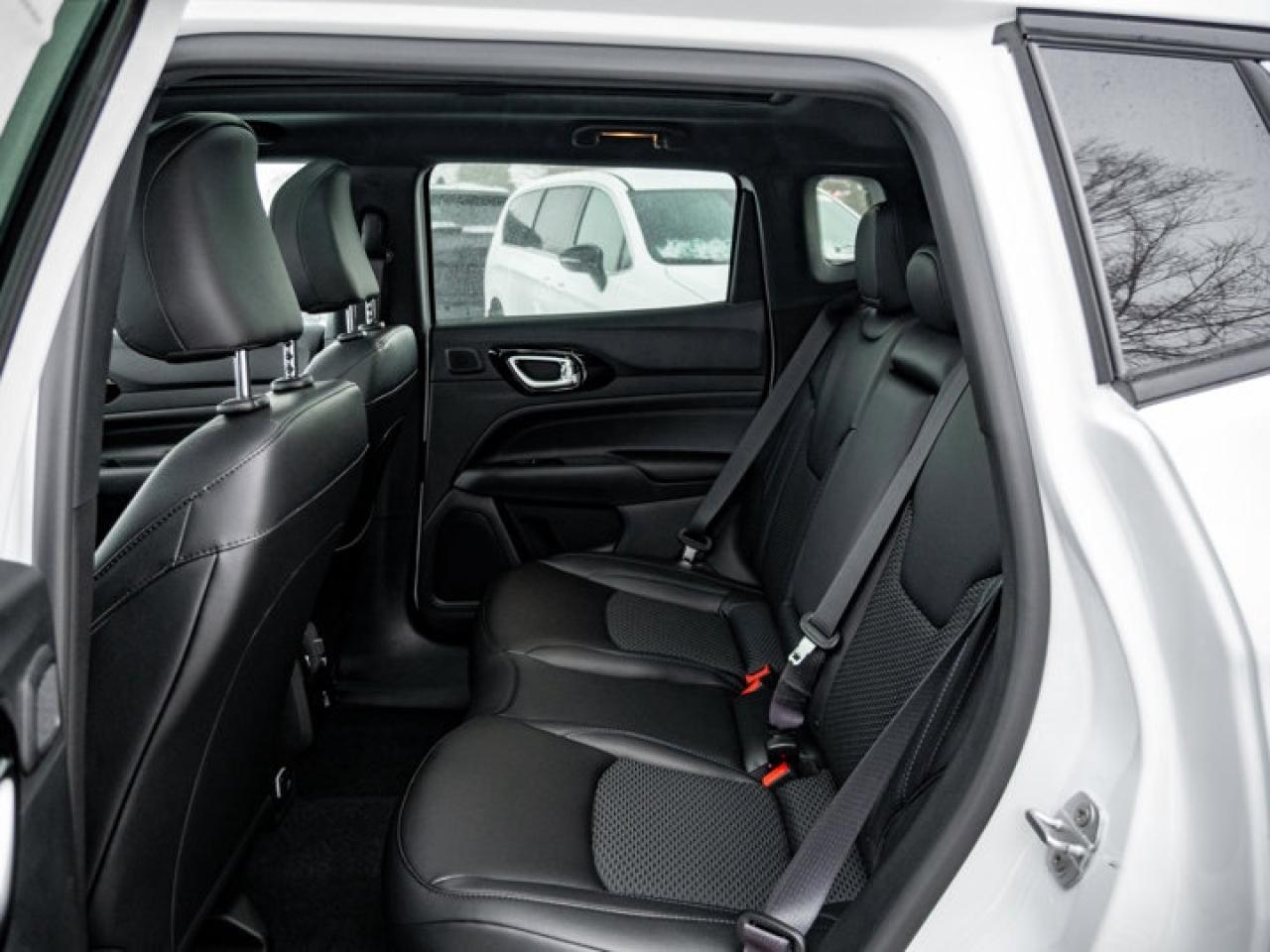 2026 Jeep Compass NORTH Photo