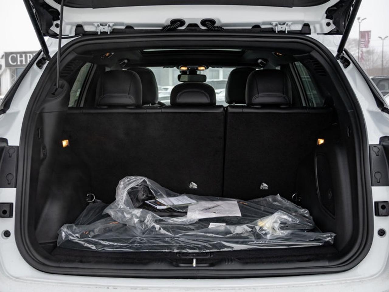 2026 Jeep Compass NORTH Photo