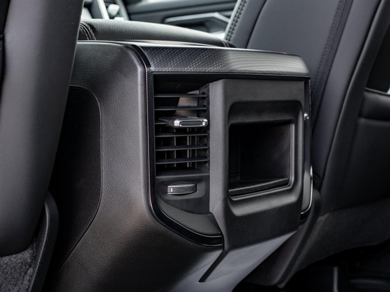 2026 RAM 1500 SPORT Photo