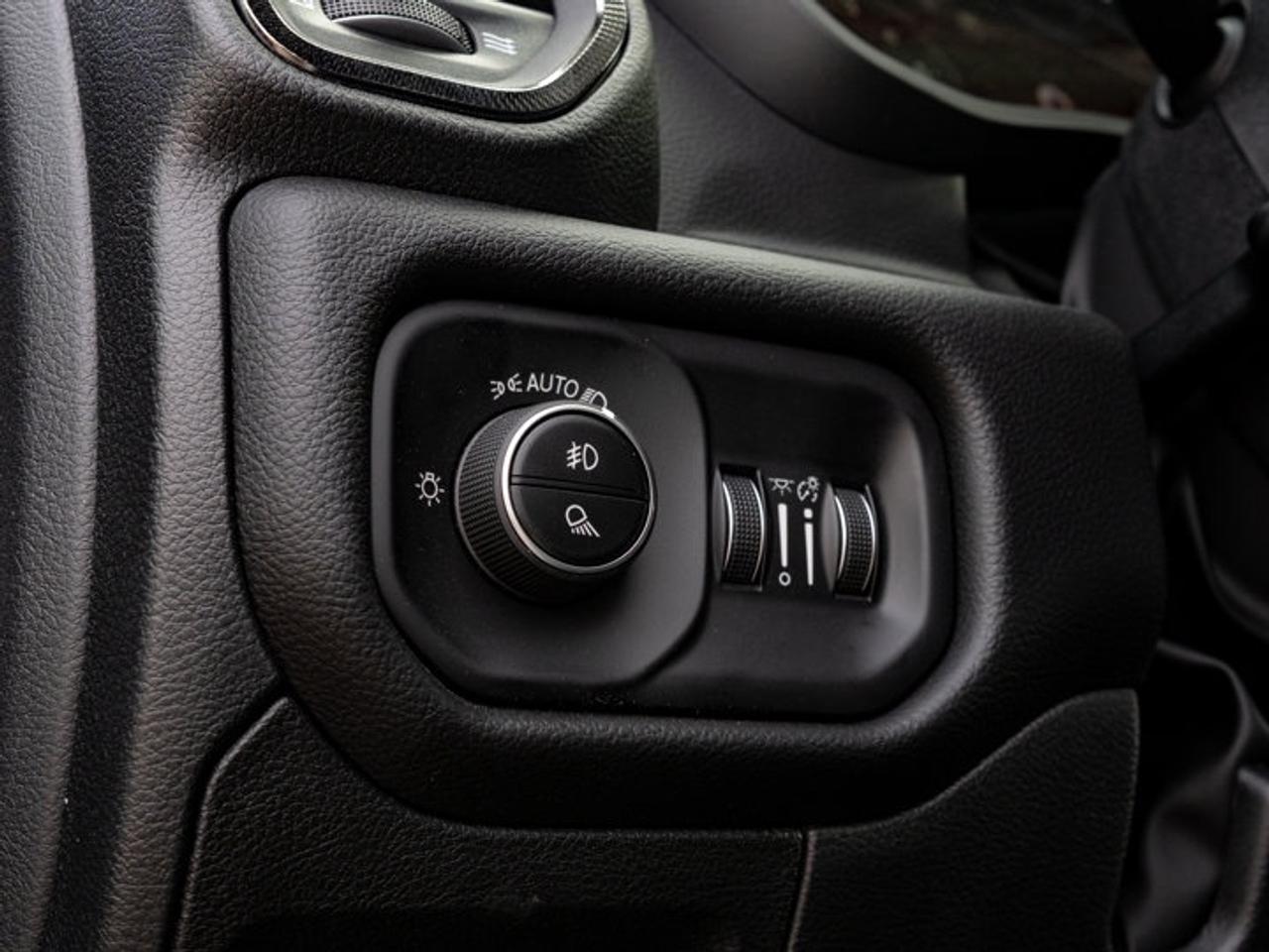 2026 RAM 1500 SPORT Photo
