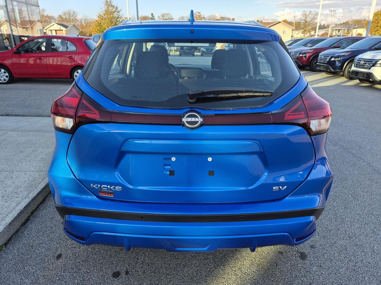 2023 Nissan Kicks SV Photo4