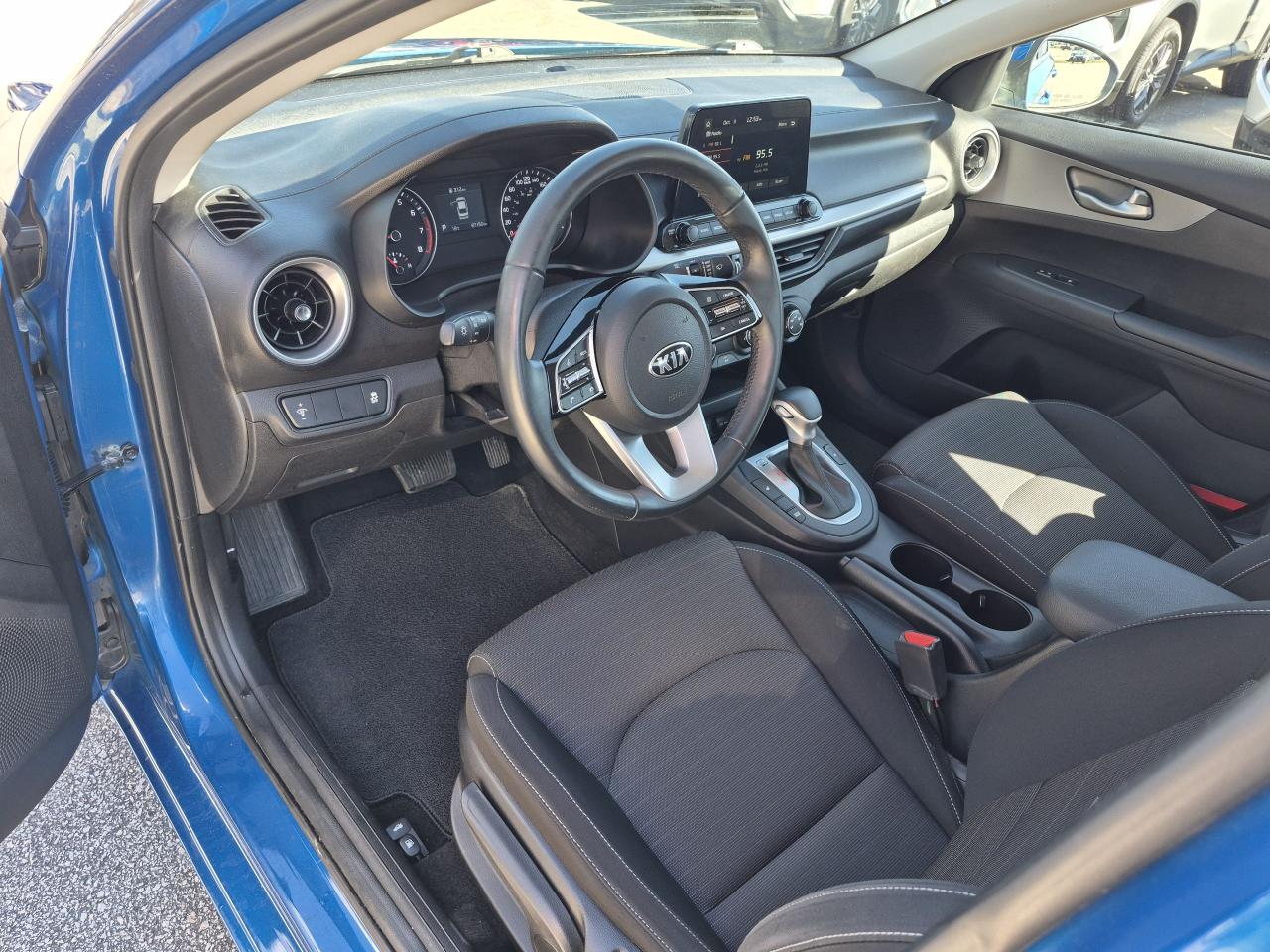 2021 Kia Forte LX Photo21