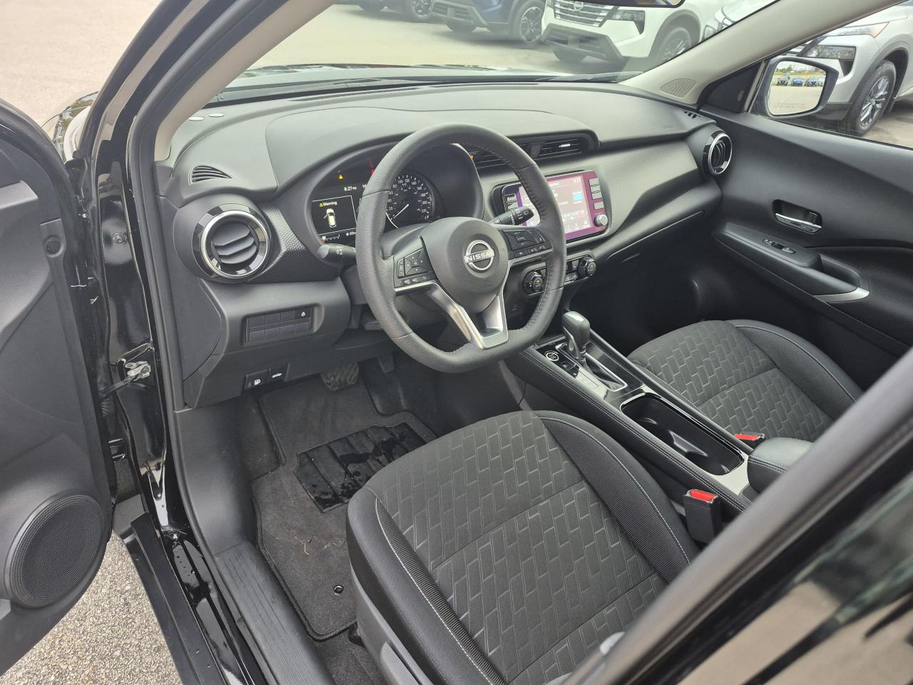 2023 Nissan Kicks SV Special Edition Photo22