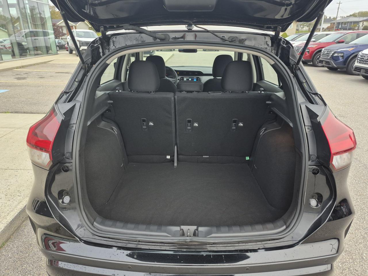 2023 Nissan Kicks SV Special Edition Photo14