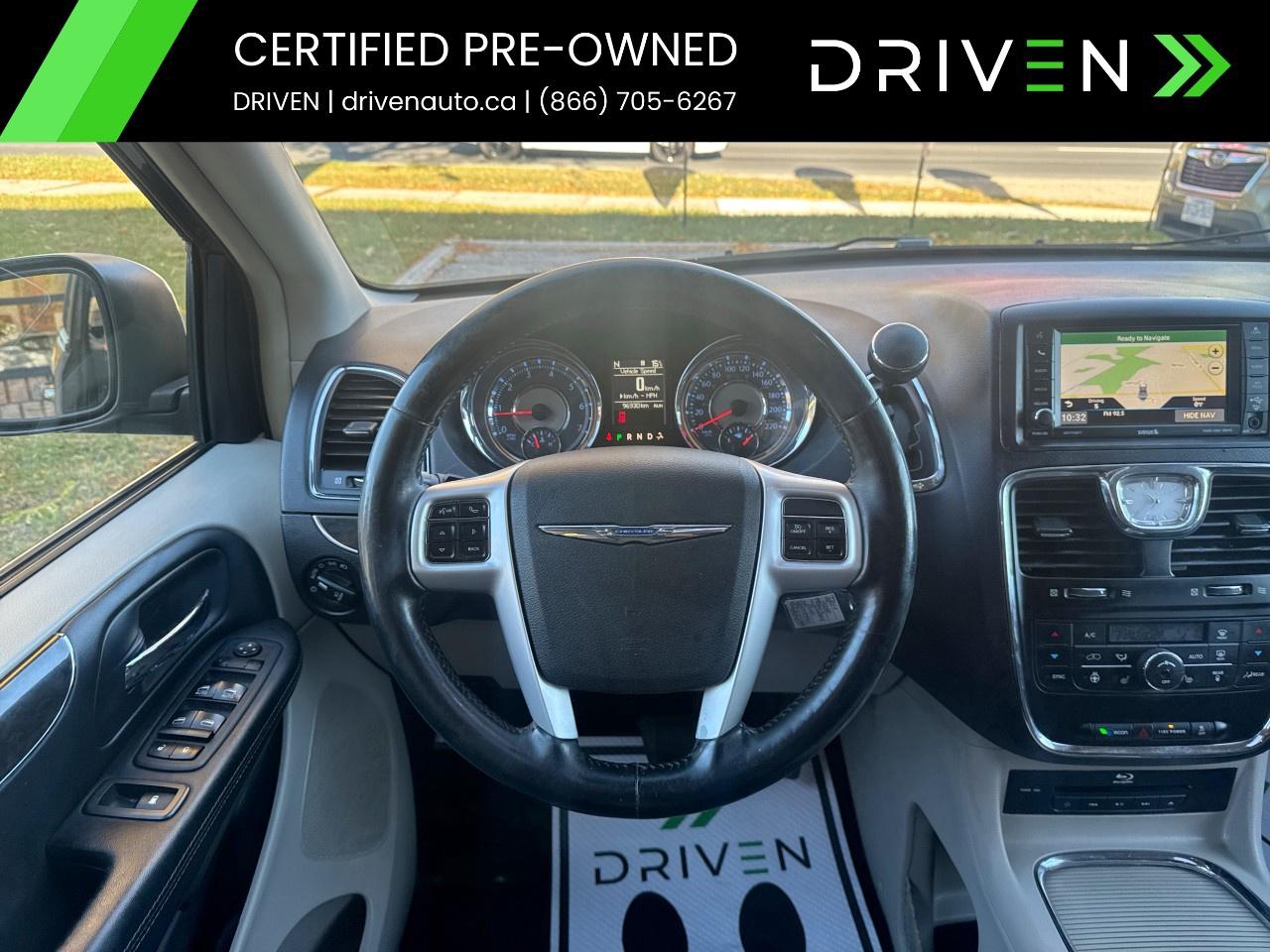 2014 Chrysler Town & Country 4dr Wgn Touring w/Leather Photo