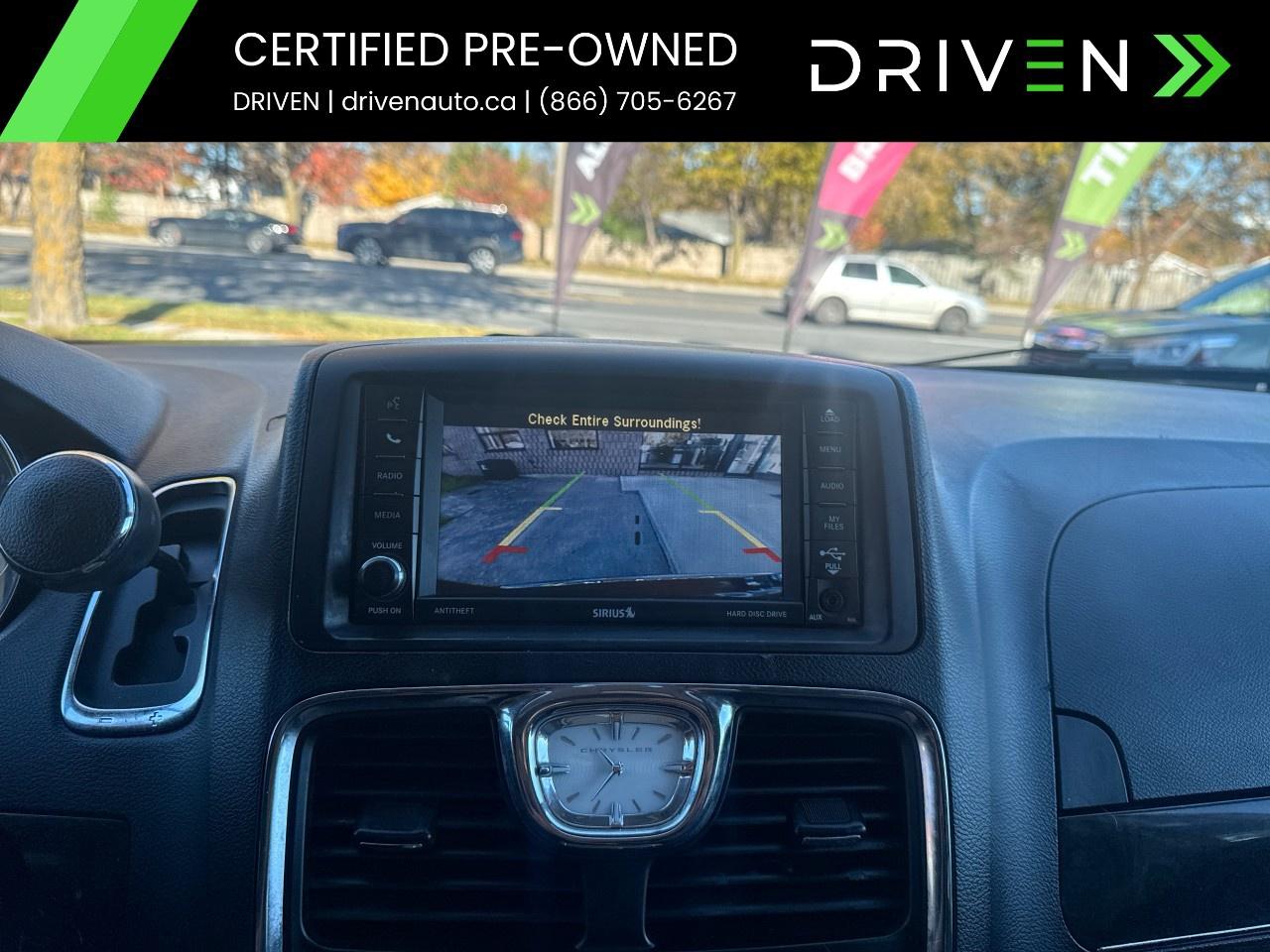 2014 Chrysler Town & Country 4dr Wgn Touring w/Leather Photo