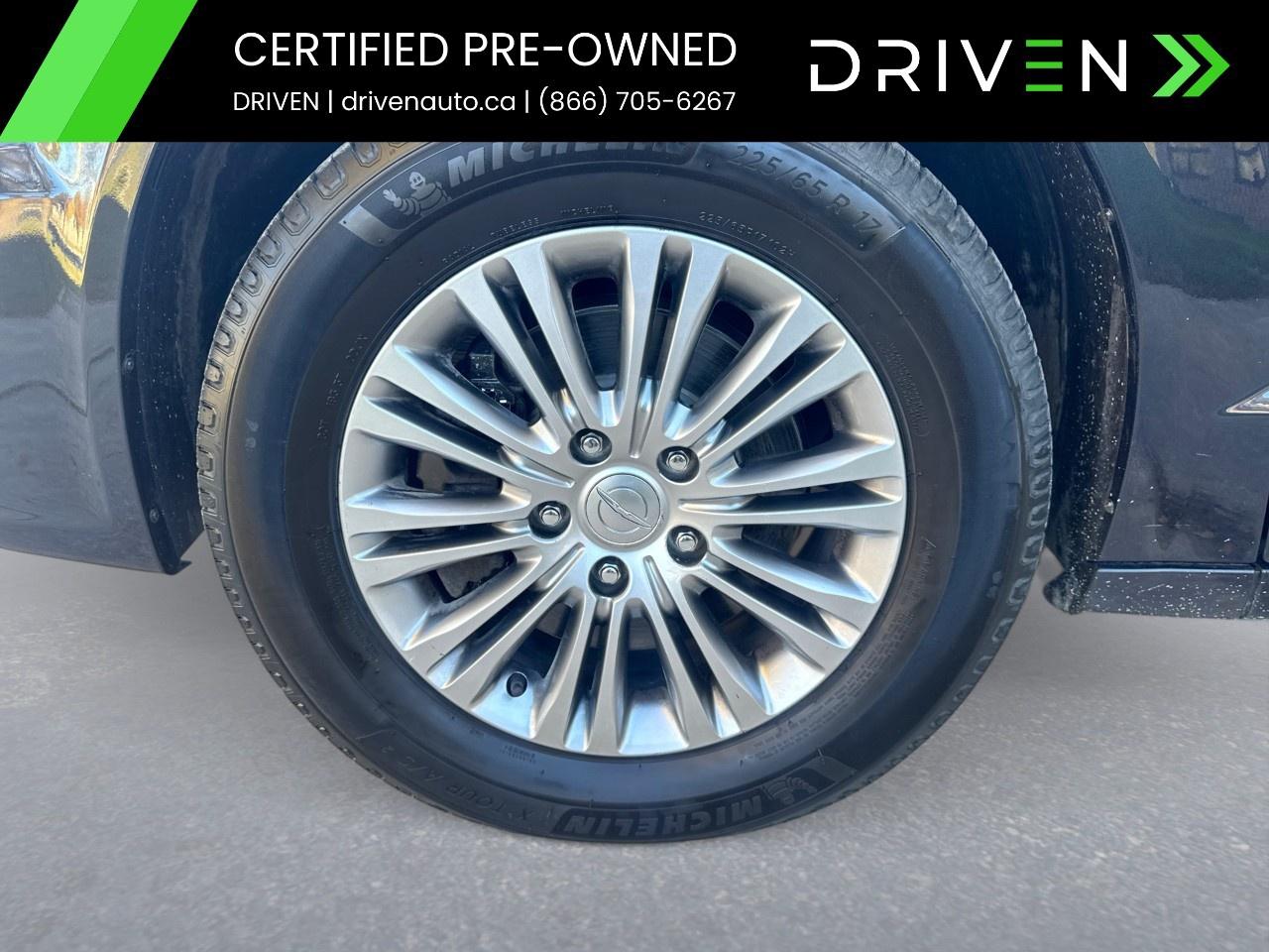 2014 Chrysler Town & Country 4dr Wgn Touring w/Leather Photo