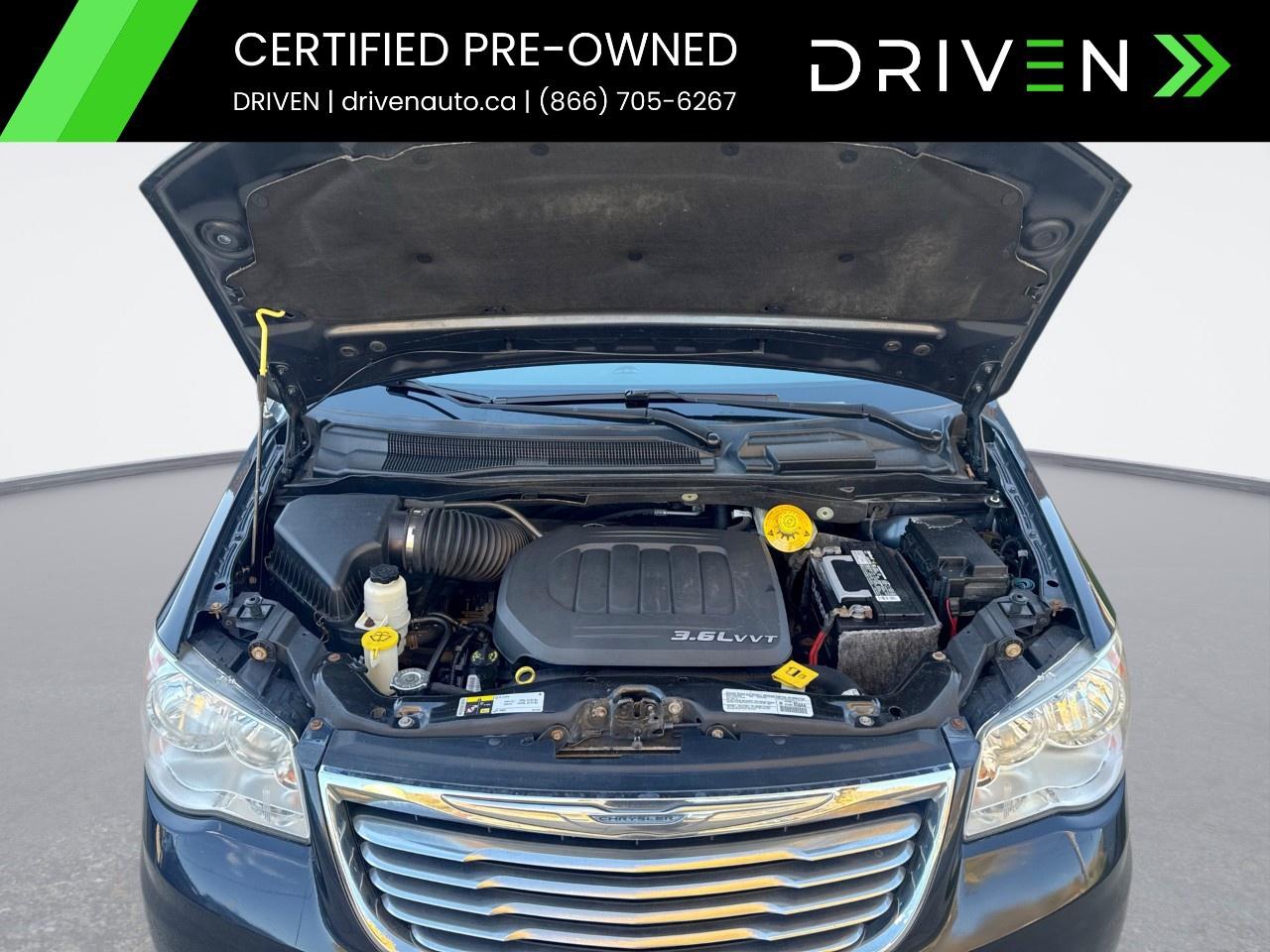 2014 Chrysler Town & Country 4dr Wgn Touring w/Leather Photo