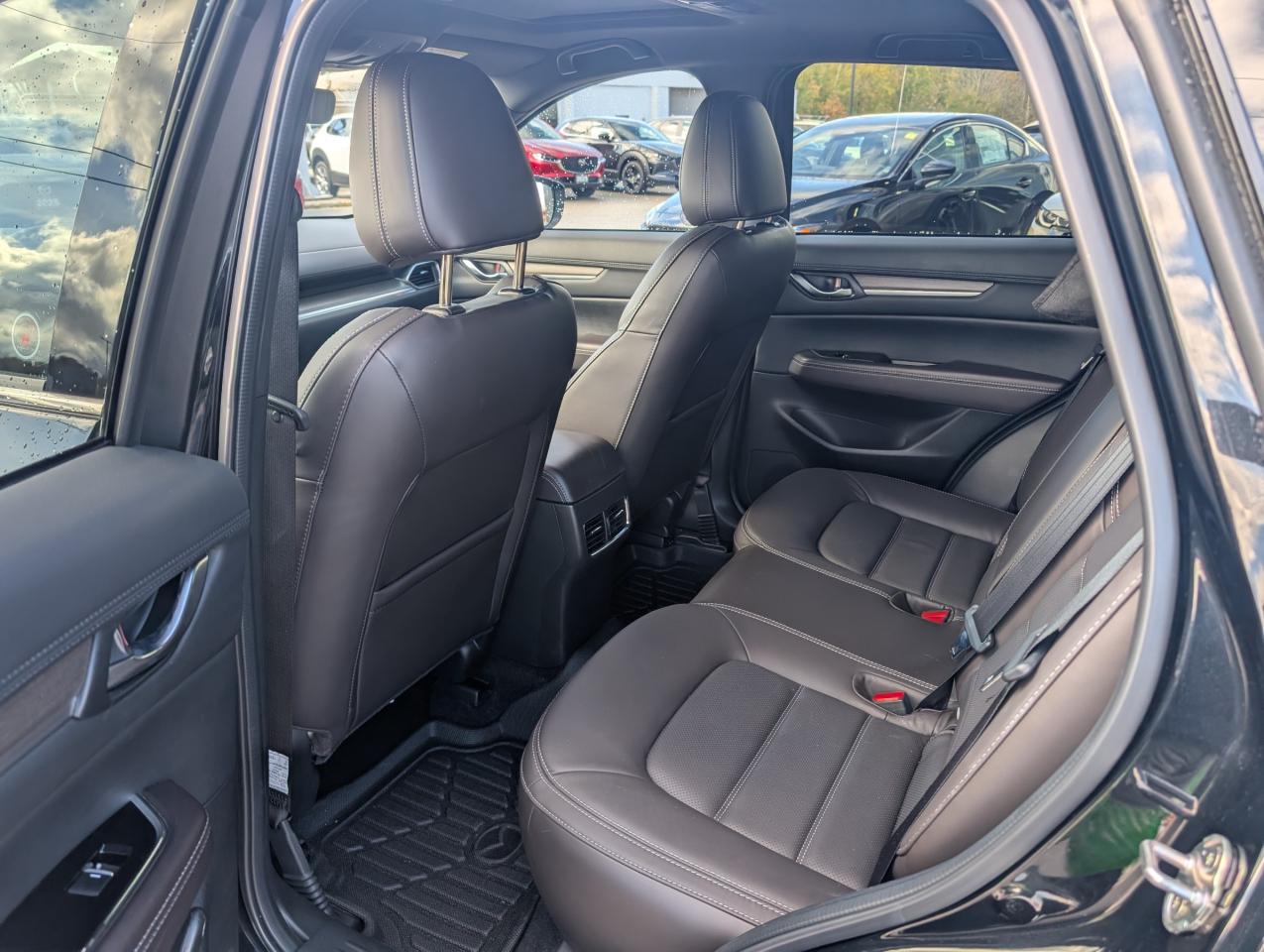 2025 Mazda CX-5 Signature Photo