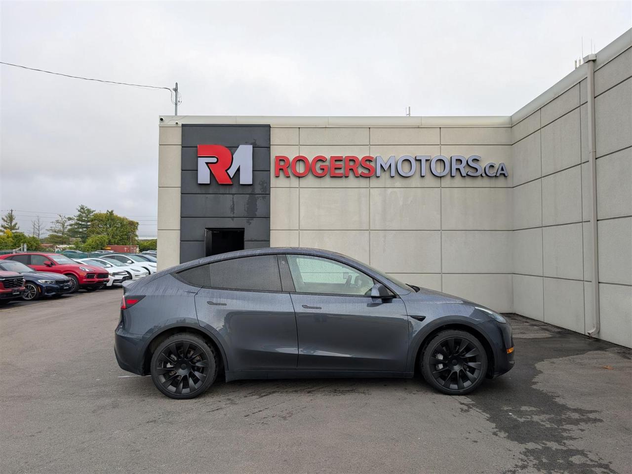 2021 Tesla Model Y LONG RANGE AWD - DUAL MOTOR