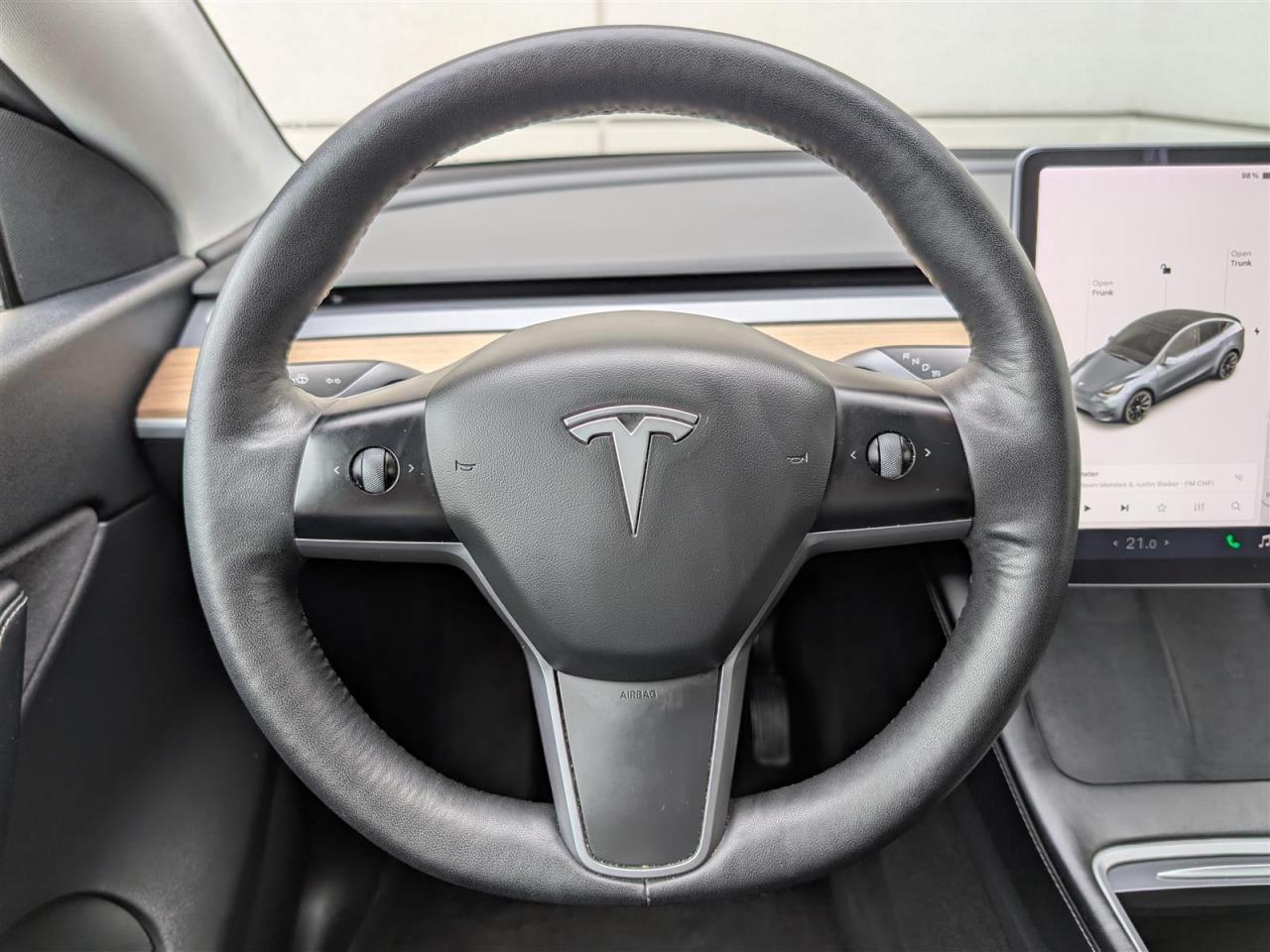 2021 Tesla Model Y LONG RANGE AWD - DUAL MOTOR