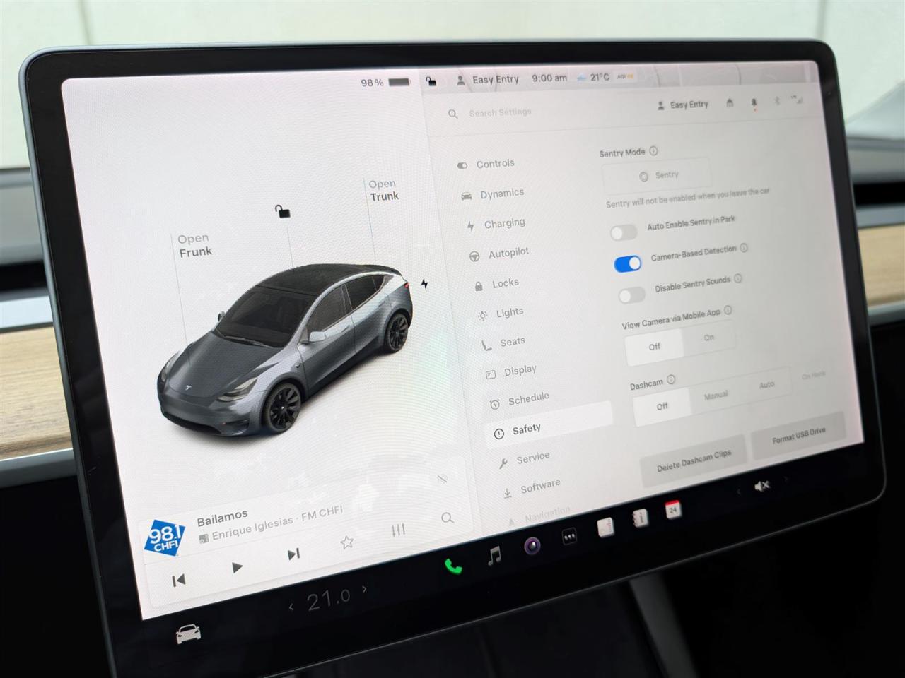 2021 Tesla Model Y LONG RANGE AWD - DUAL MOTOR