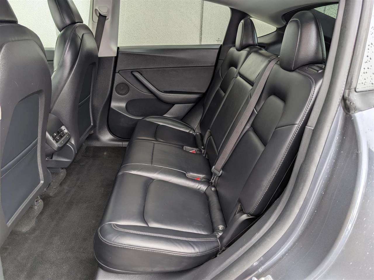 2021 Tesla Model Y LONG RANGE AWD - DUAL MOTOR