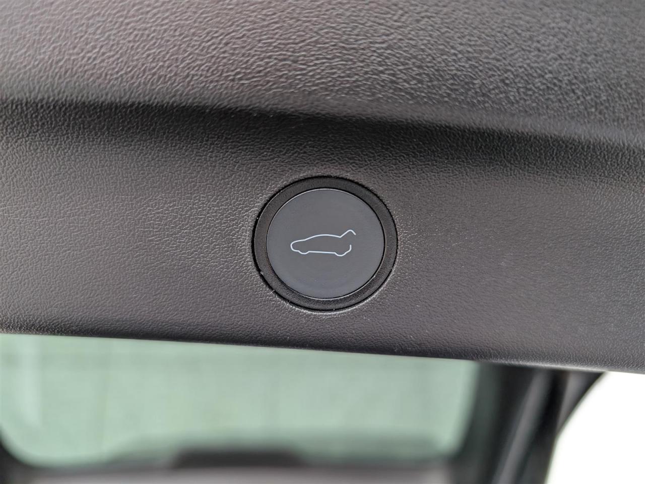 2021 Tesla Model Y LONG RANGE AWD - DUAL MOTOR