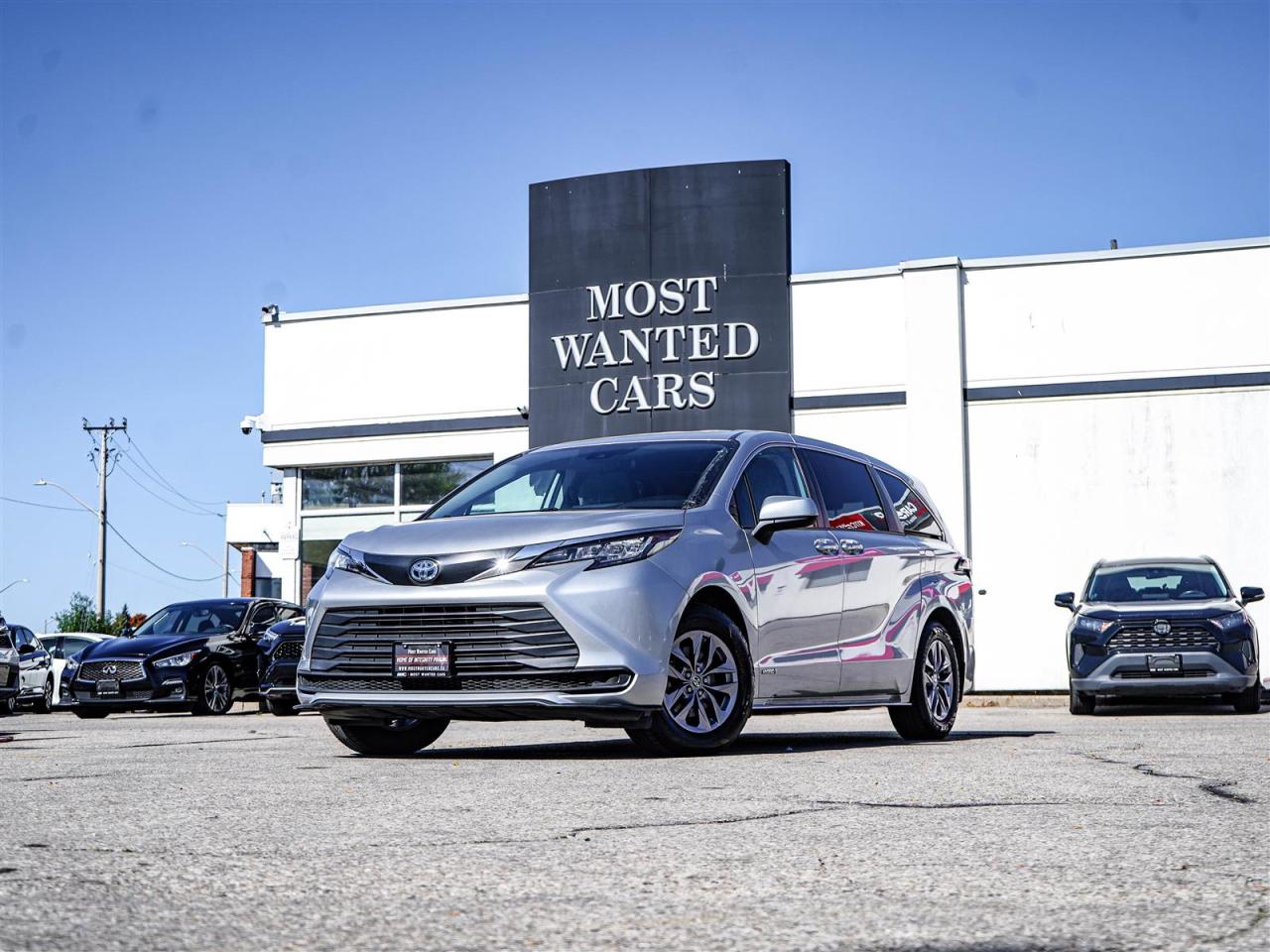 Used 2021 Toyota Sienna LE HYBRID | ONE OWNER | NO ACCIDENTS | DEALER SERVICED for sale in Kitchener, ON