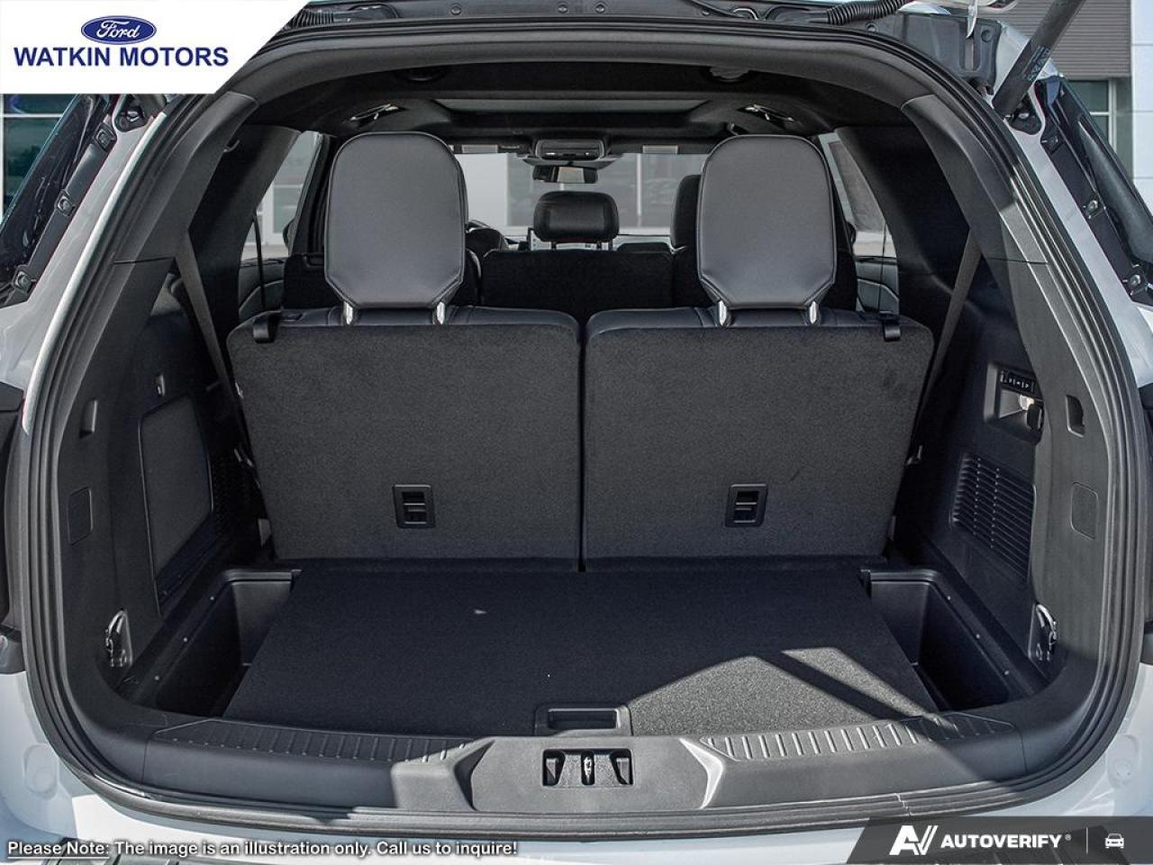 2025 Ford Explorer ST Photo6