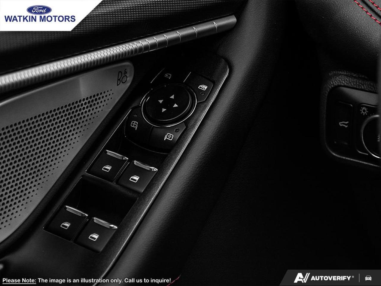 2025 Ford Explorer ST Photo15