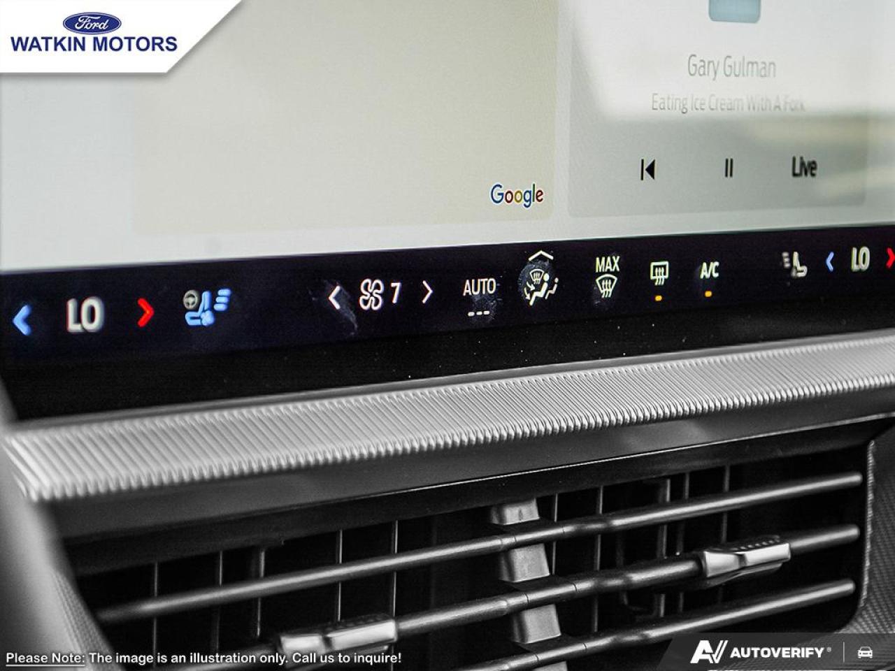 2025 Ford Explorer ST Photo17