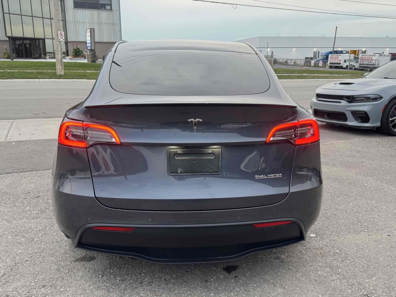 2023 Tesla Model Y PERFORMANCE - Photo #7