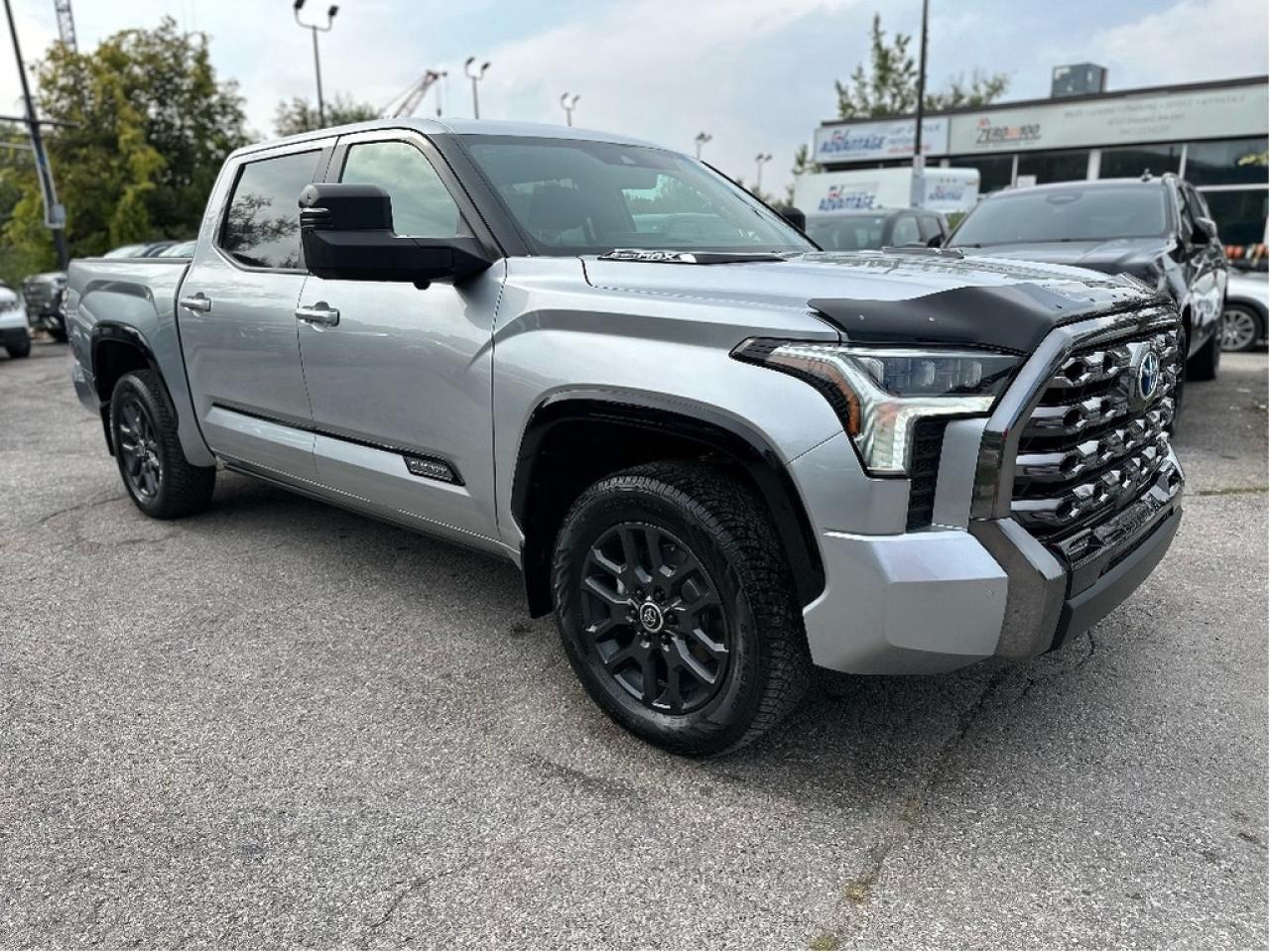 2024 Toyota Tundra Platinum Hybrid Photo0