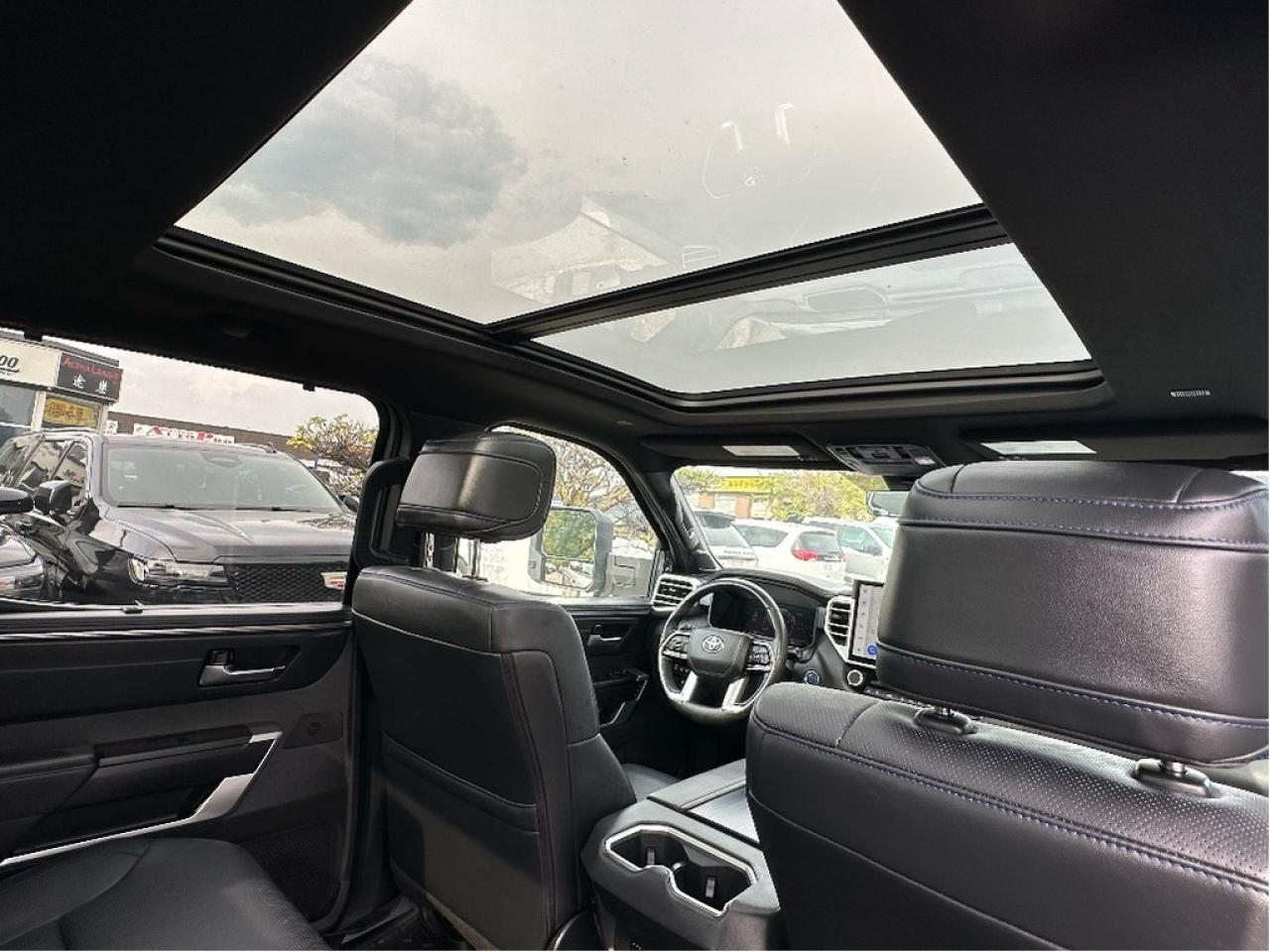 2024 Toyota Tundra Platinum Hybrid Photo