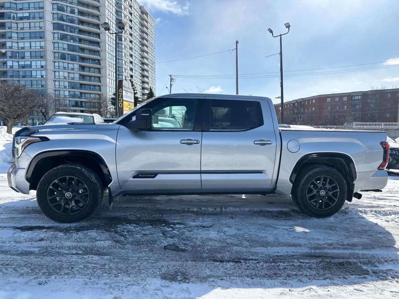2024 Toyota Tundra Platinum Crewmax Photo