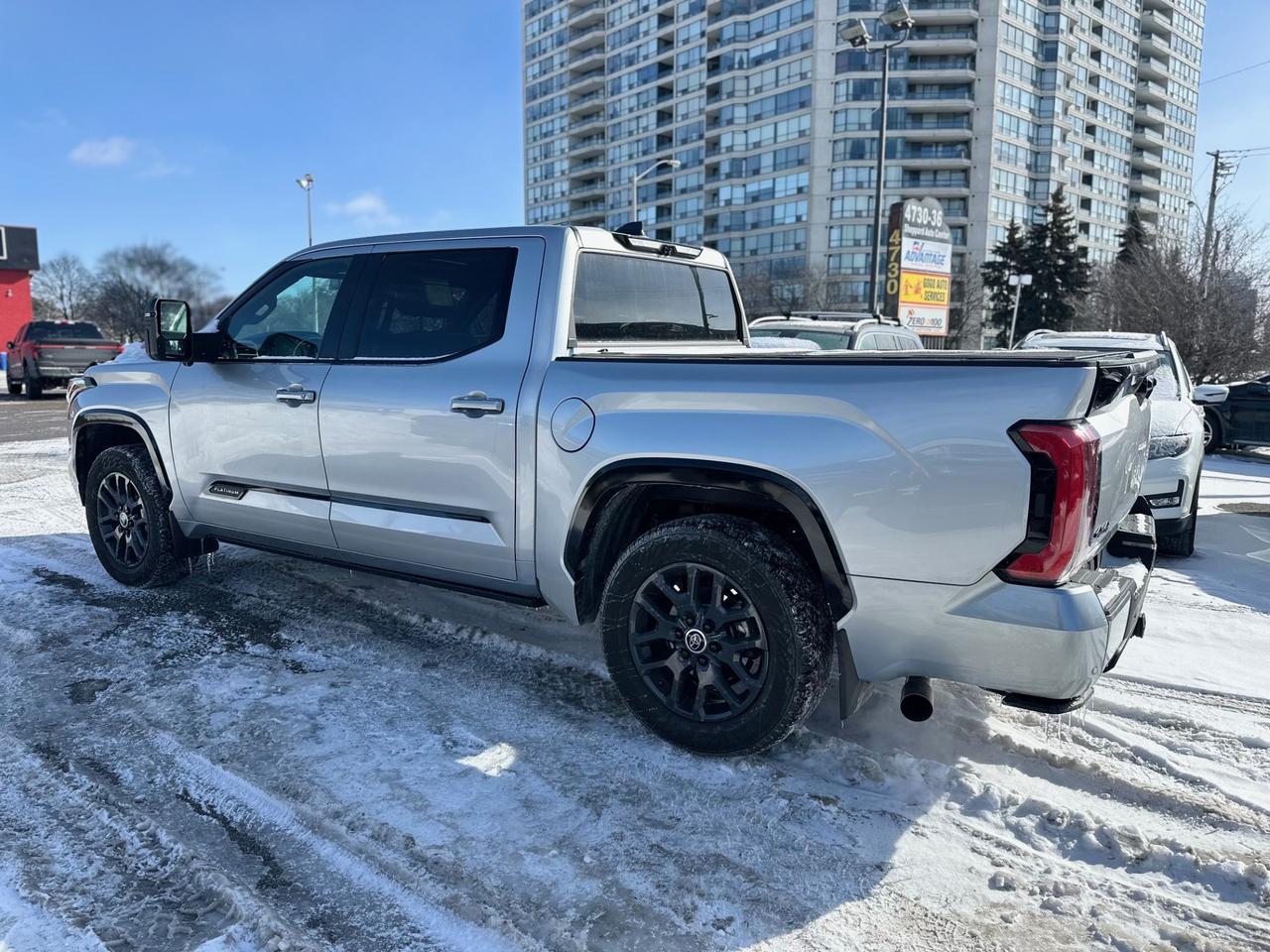 2024 Toyota Tundra Platinum Crewmax Photo