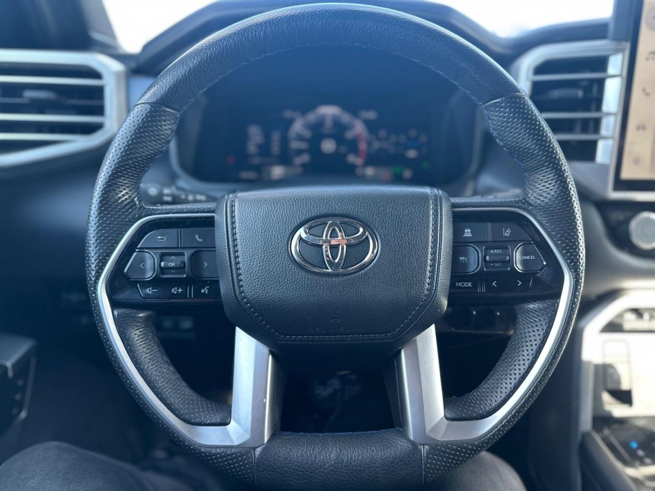 2024 Toyota Tundra Platinum Crewmax Photo