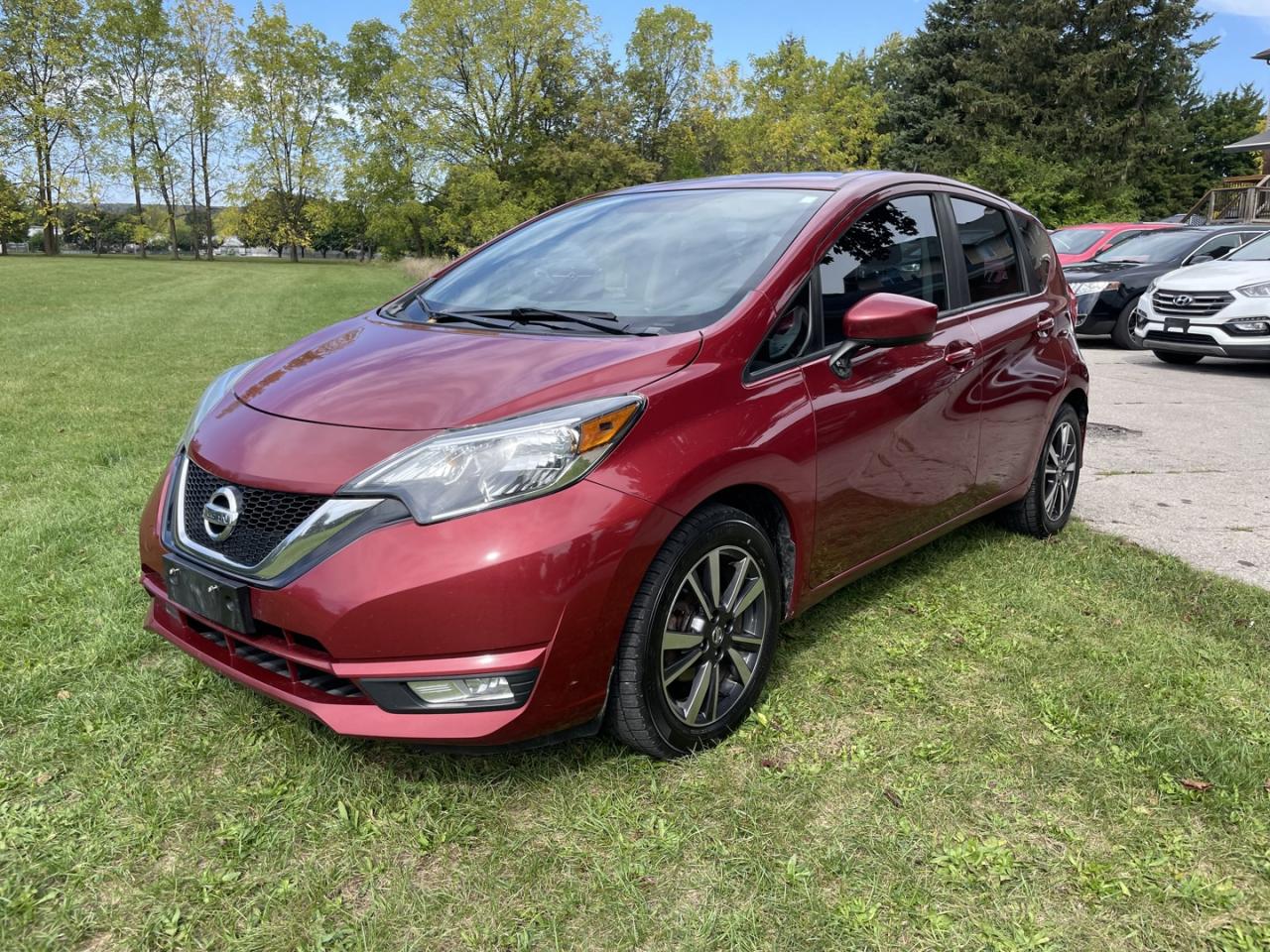 Used 2017 Nissan Versa Note SL *Navigation / backup camera for sale in Burlington, ON