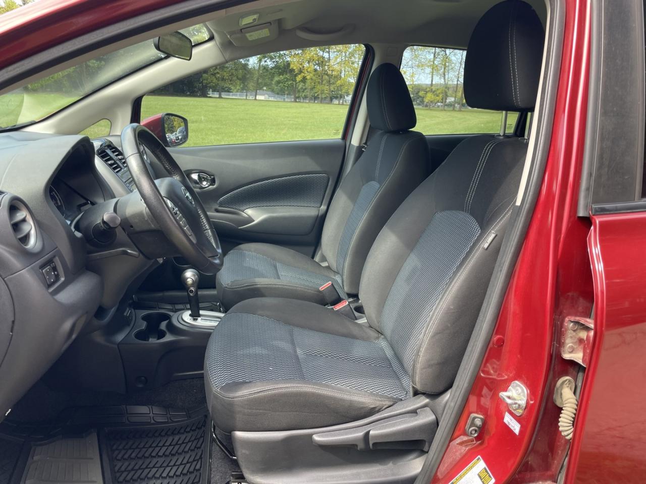 2017 Nissan Versa Note SL *Navigation / backup camera - Photo #10