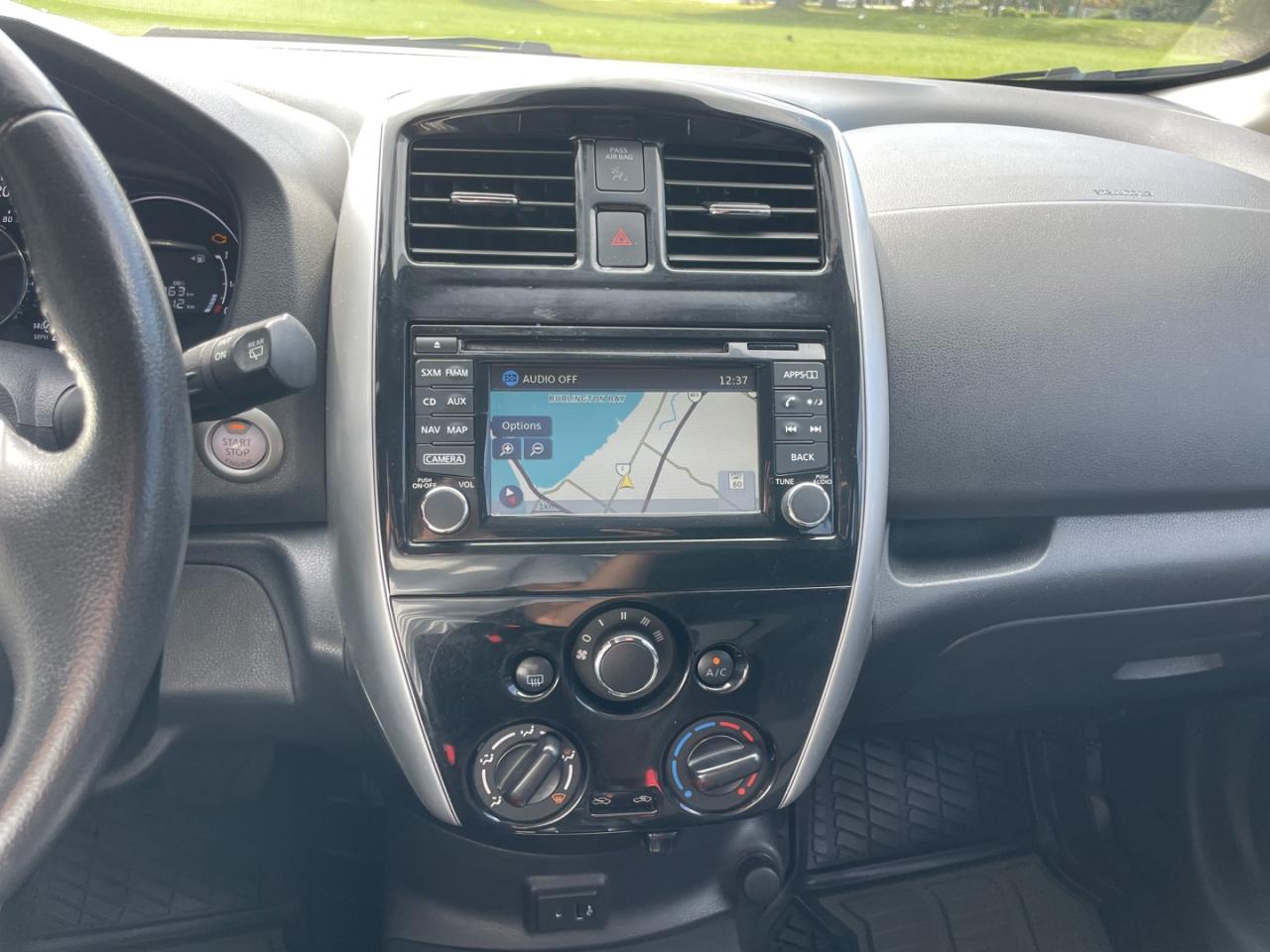 2017 Nissan Versa Note SL *Navigation / backup camera - Photo #14