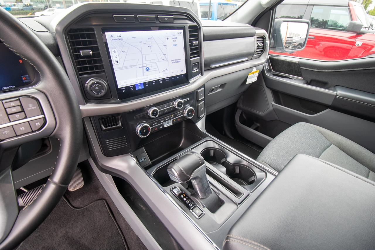 2024 Ford F-150 XLT 4WD SuperCrew 5.5' Box Photo5
