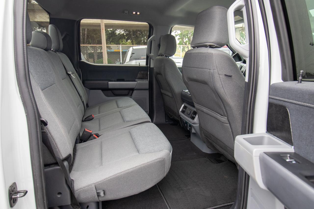 2024 Ford F-150 XLT 4WD SuperCrew 5.5' Box Photo5