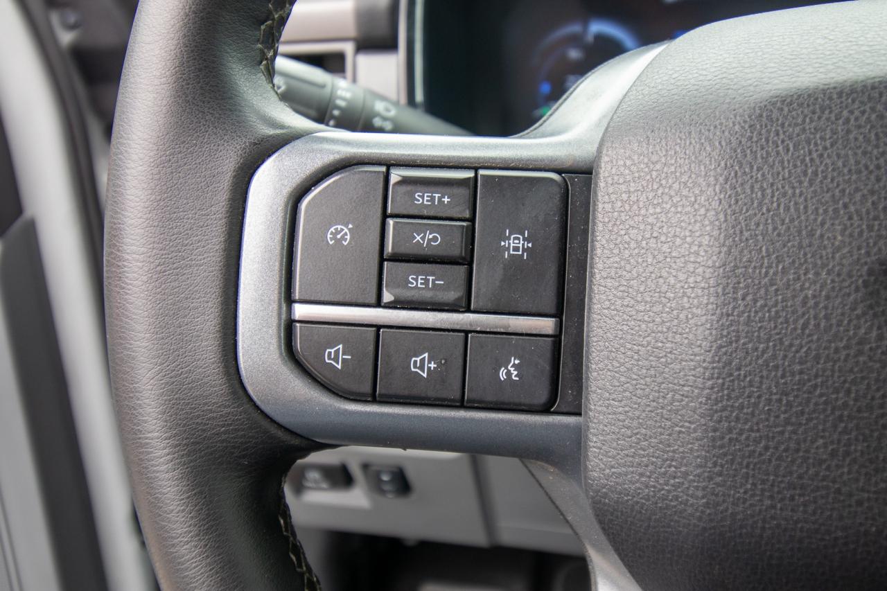 2024 Ford F-150 XLT 4WD SuperCrew 5.5' Box Photo5