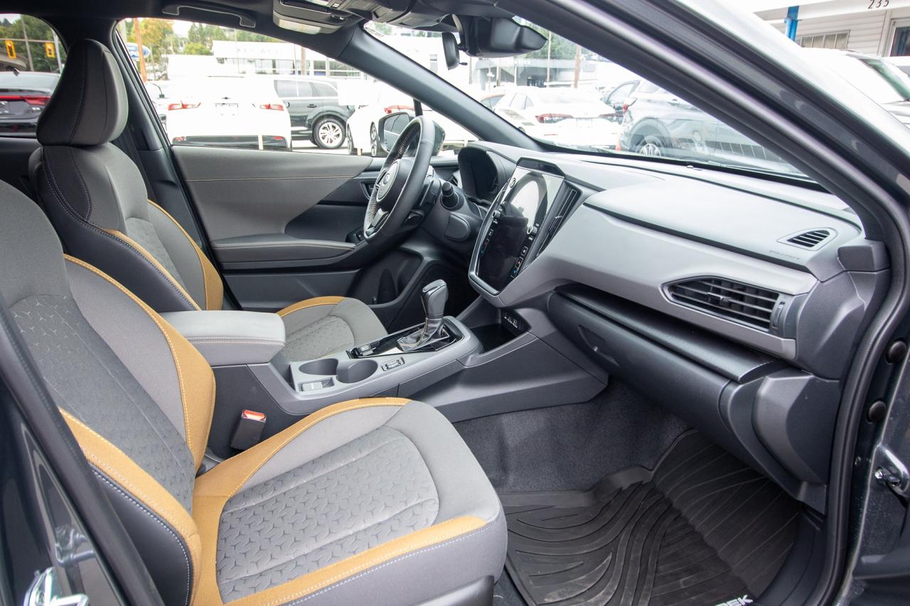 2024 Subaru XV Crosstrek ONYX AWD Photo5