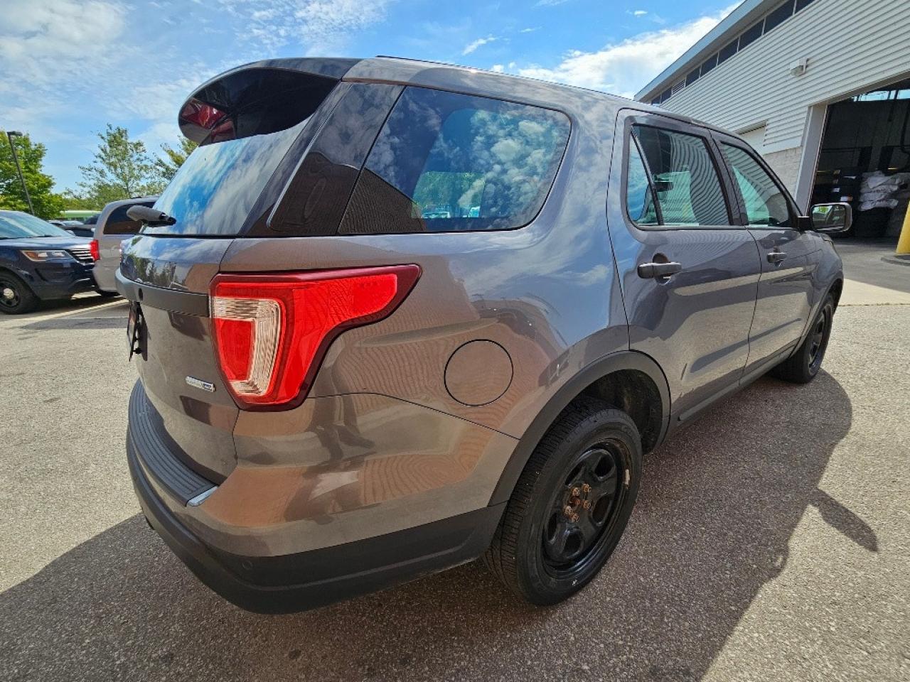 2019 Ford Explorer AWD-POLICE-CENTER CONSOLE Photo4