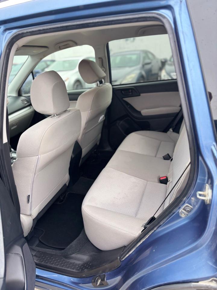 2015 Subaru Forester i - Photo #15