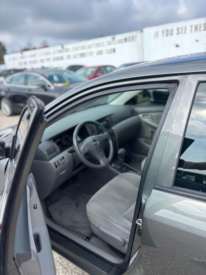 2008 Toyota Corolla CE Photo3