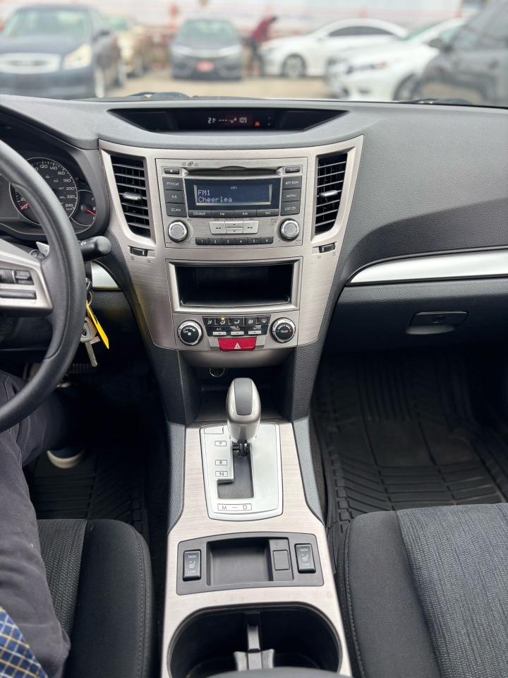 2014 Subaru Legacy 2.5I - Photo #12