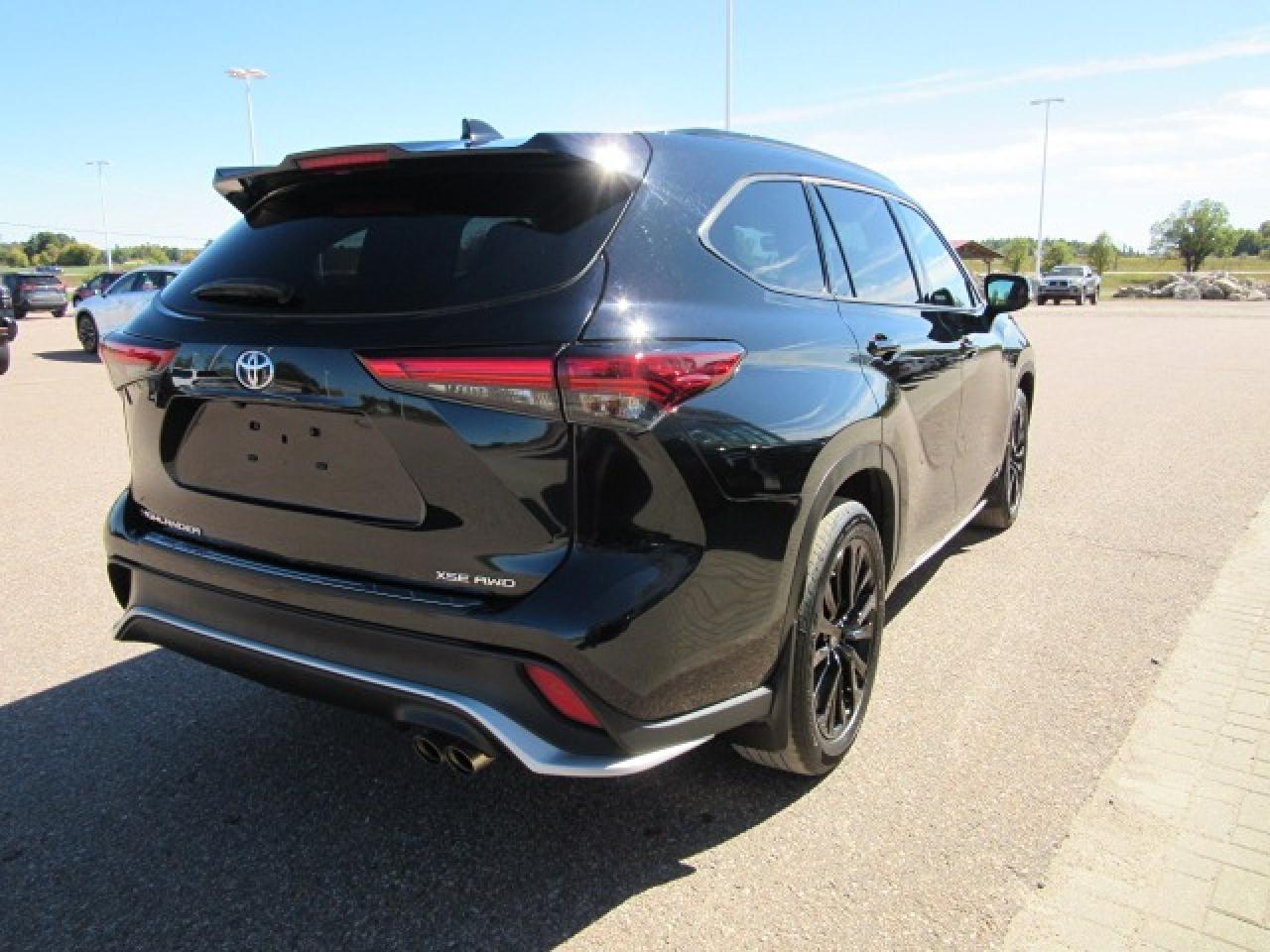 2023 Toyota Highlander XSE Photo