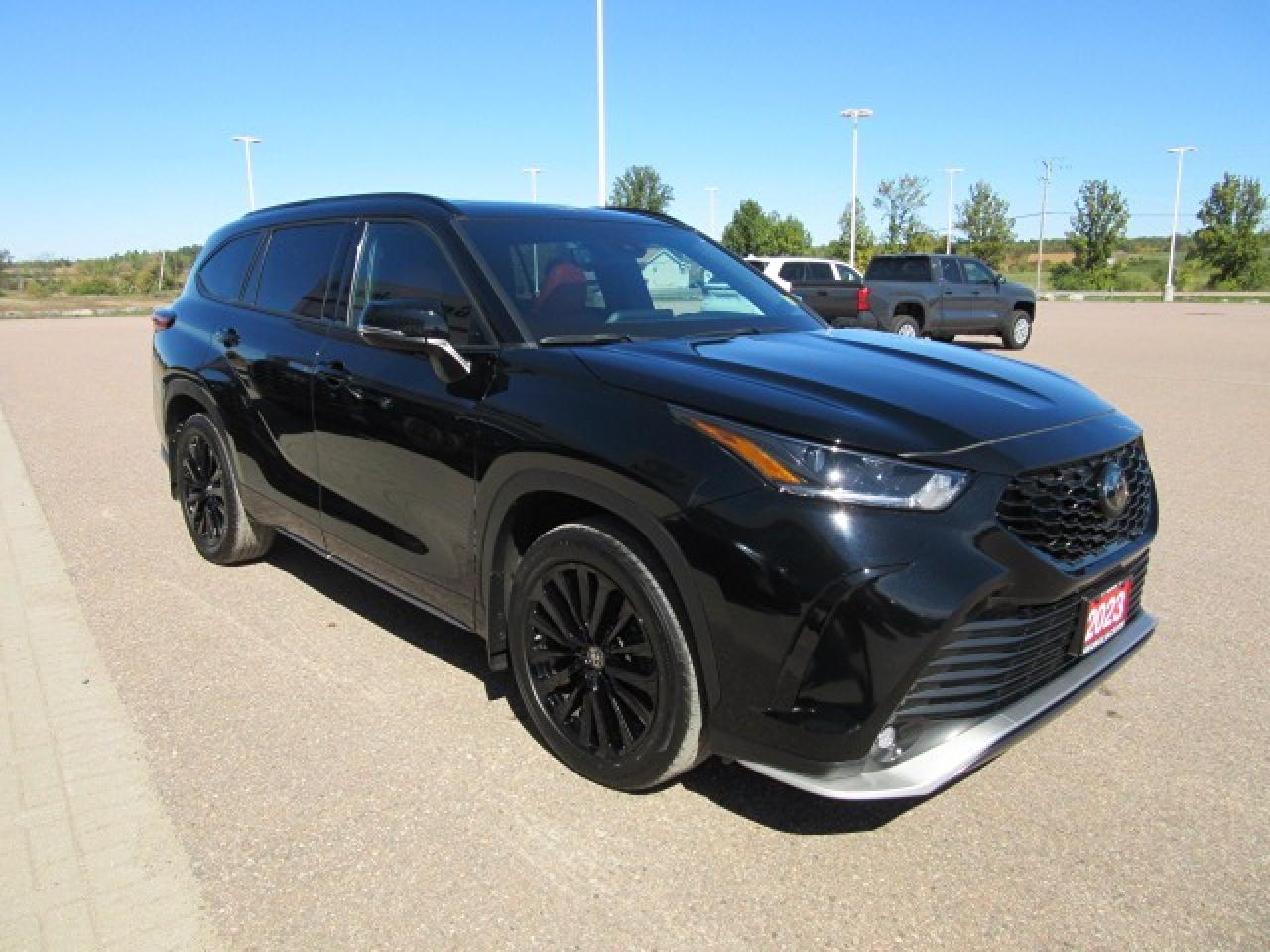 2023 Toyota Highlander XSE Photo