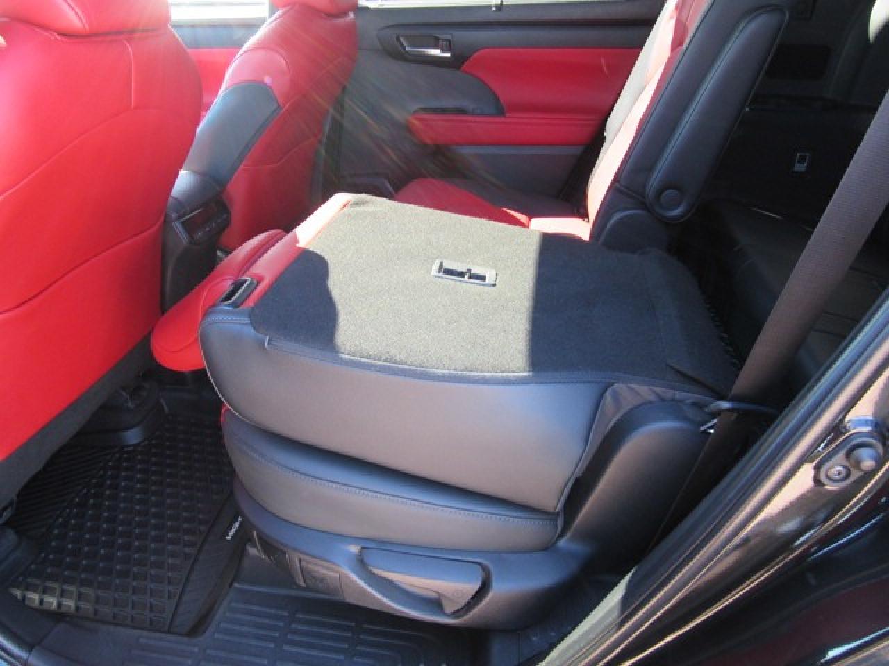 2023 Toyota Highlander XSE Photo