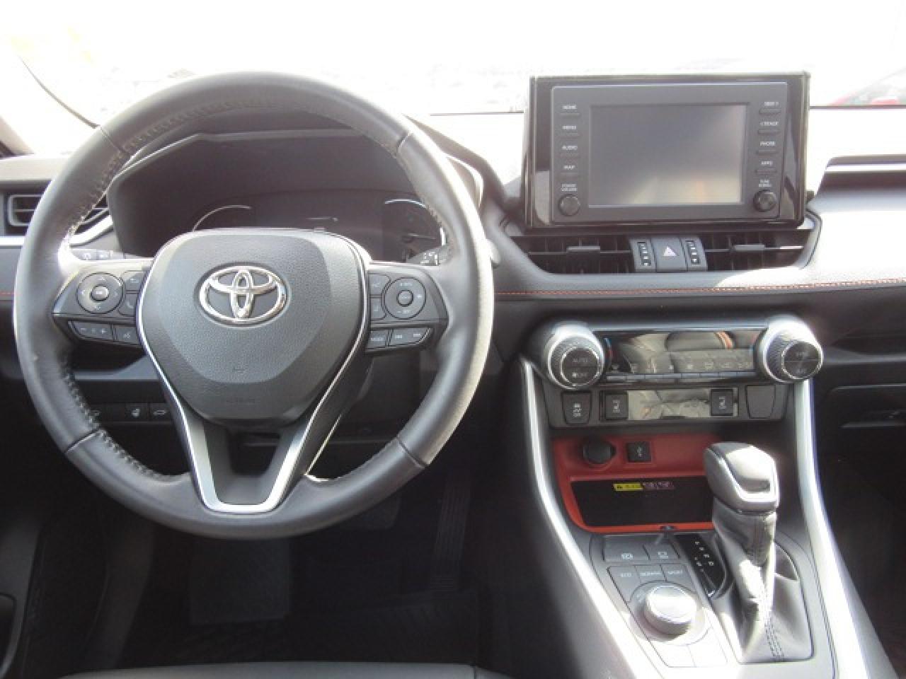 2022 Toyota RAV4 TRAIL Photo