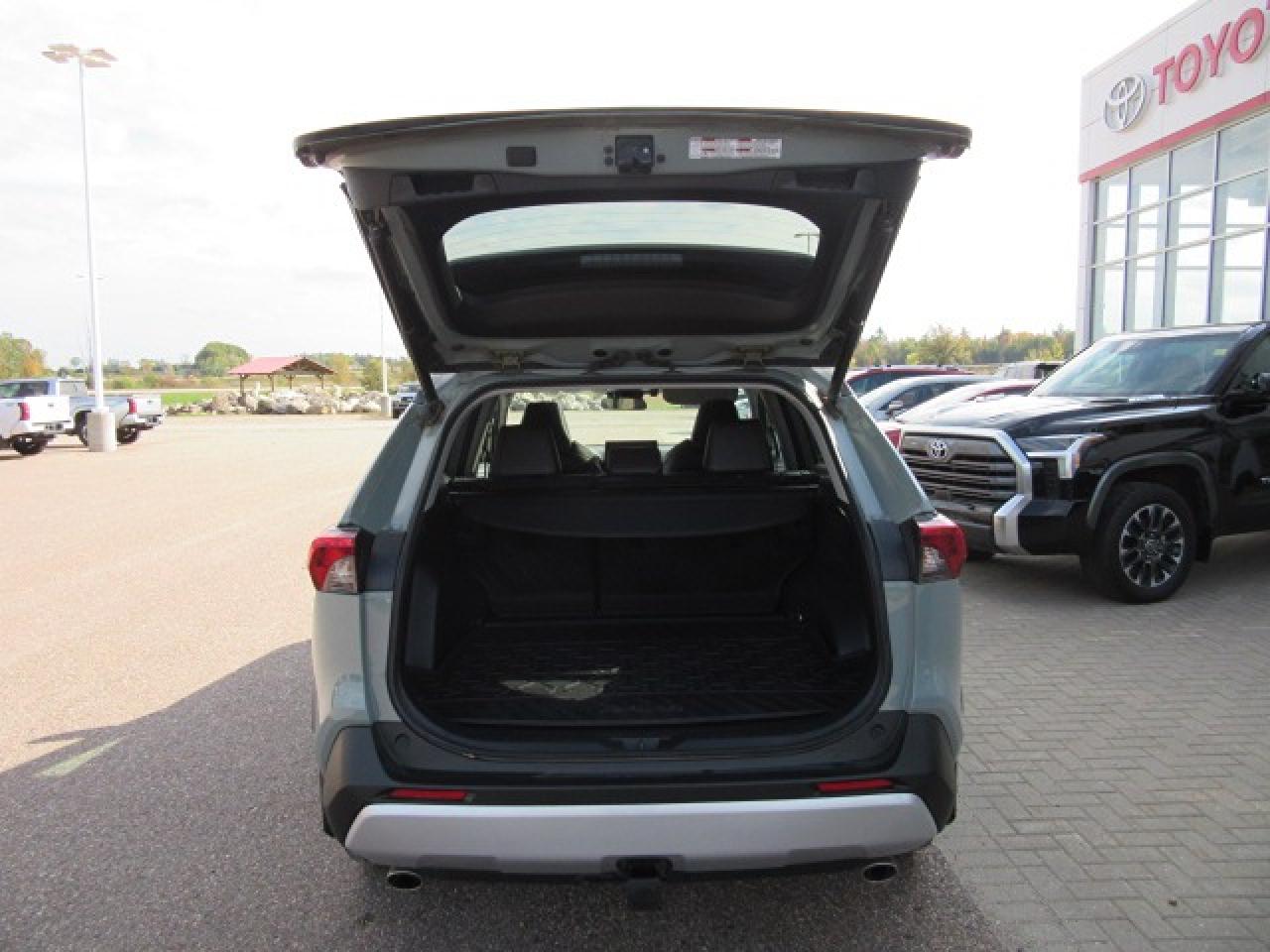 2022 Toyota RAV4 TRAIL Photo4