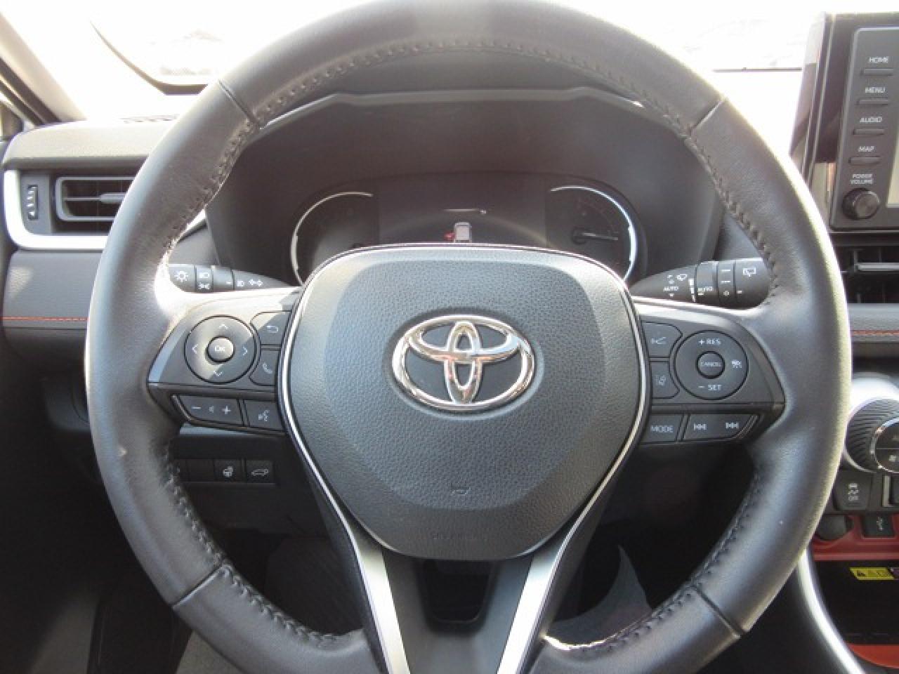 2022 Toyota RAV4 TRAIL Photo