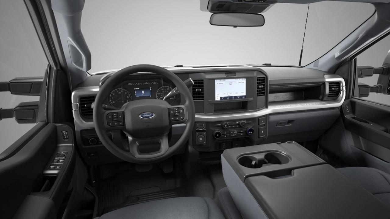 2026 Ford F-350 Super Duty SRW XL 4WD CREW CAB 8' BOX Photo5