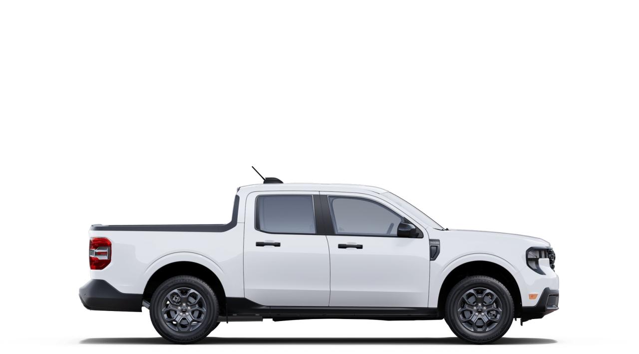 2025 Ford Maverick XLT AWD SuperCrew Photo4