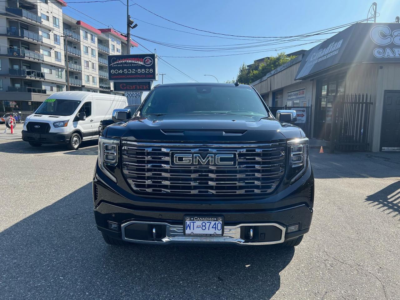 2025 GMC Sierra 1500 Denali Ultimate Photo2